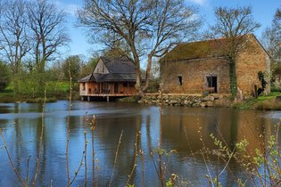 Cabane sur pilotis Orne