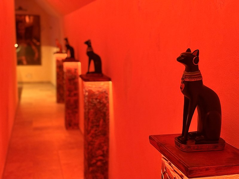 Hébergement AbracadaRoom : Le Secret de Cléopâtre - Love Room, Jacuzzi, Pièce Secrète - Image 7