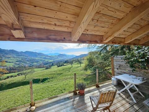 Domaine AbracadaRoom : Refuge insolite avec vue panoramique - Image 3