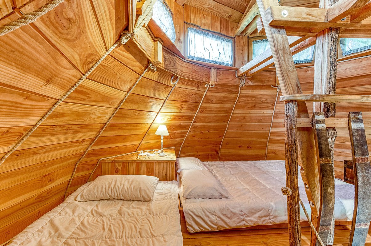 Cabane Spa du Bout du Pré à Descartes (6)