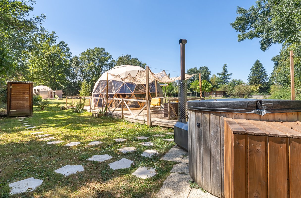 Le Grand Dôme et son bain nordique à Biziat (1)