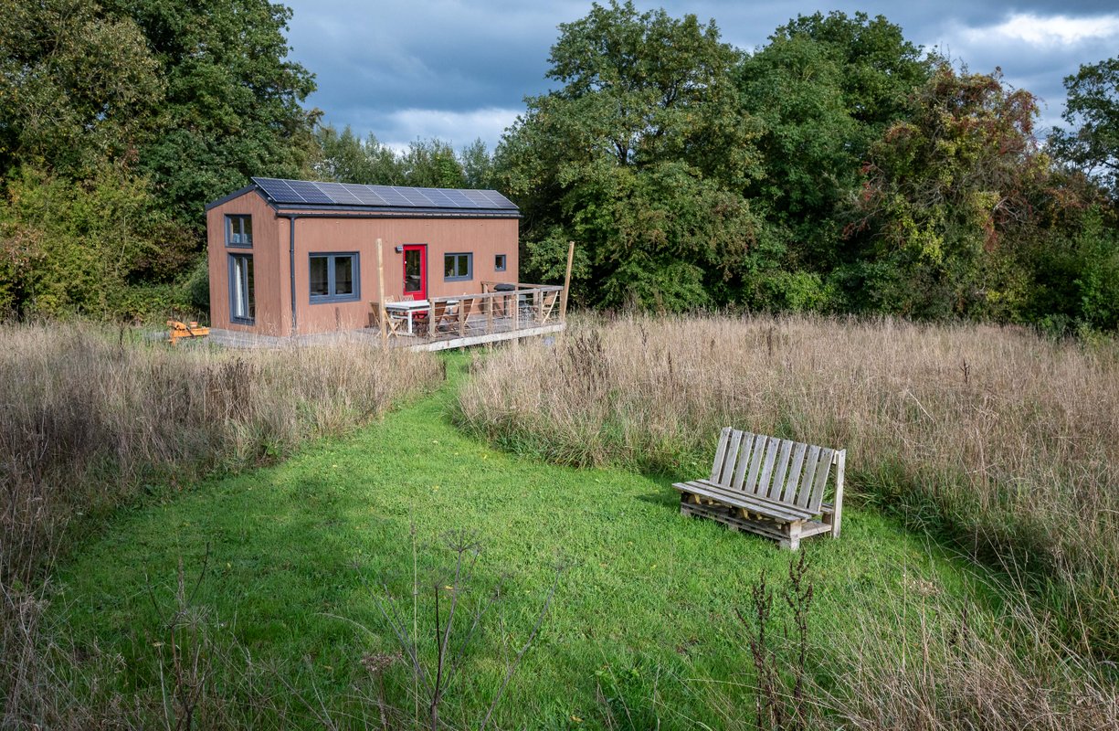 Les Jours Heureux Tiny House à Villers-Le-Gambon (2)