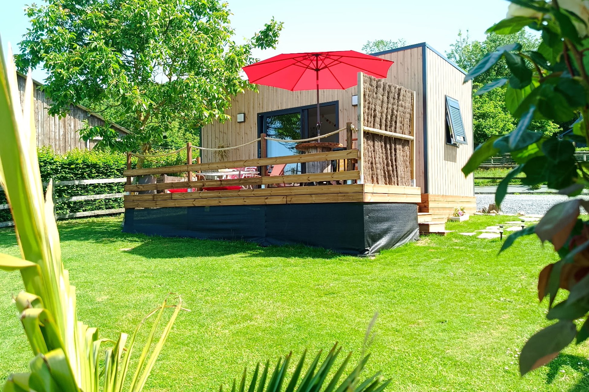 Hébergement UnicStay : Le Sunset Lodge Tiny house avec vue à La Lande-Saint-Léger