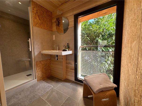 Hébergement AbracadaRoom : Le Nid du Lac - Séance sauna privatif - Image 4