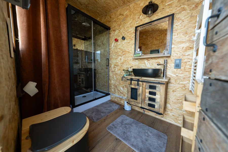 Hébergement AbracadaRoom : L'âne et sa yourte & Spa - Image 28