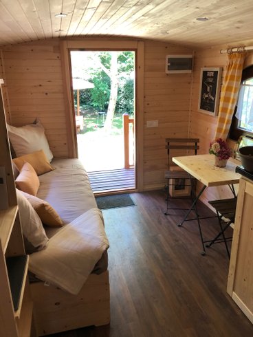 Domaine AbracadaRoom : La Roulotte d'Emilie - Image 8