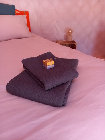 Hébergement AbracadaRoom : Yourte Lavande 1 - Image 5