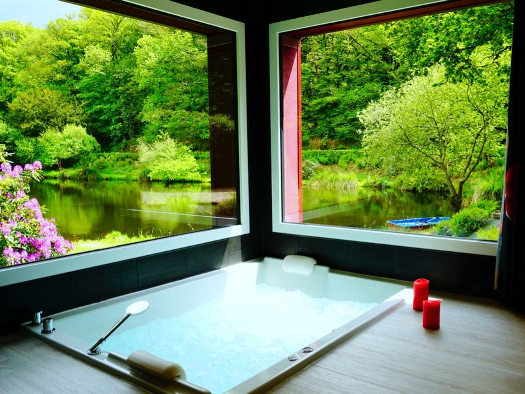 L’Extase – Domaine Privatisé avec Balnéo & Sauna à Arzano (2)