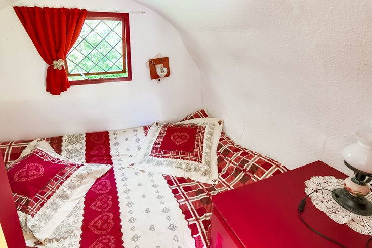 Hébergement AbracadaRoom : La Roulotte de la Boëre - Image 6