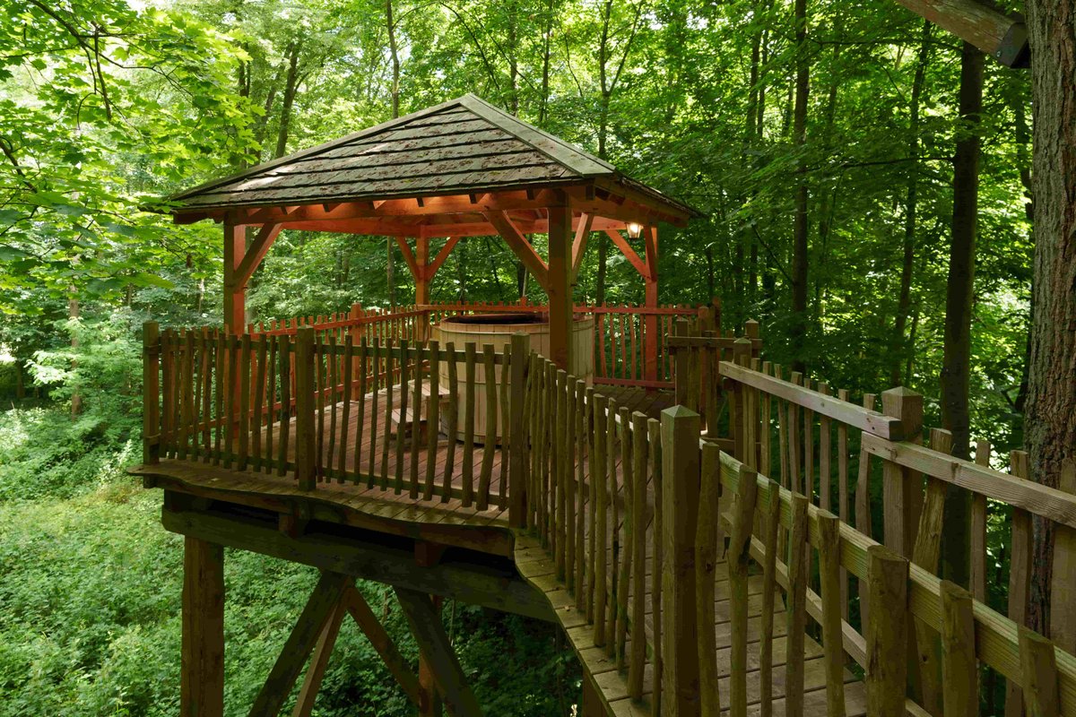 Cabanes Duo Spa dans les Arbres à Raray (7)