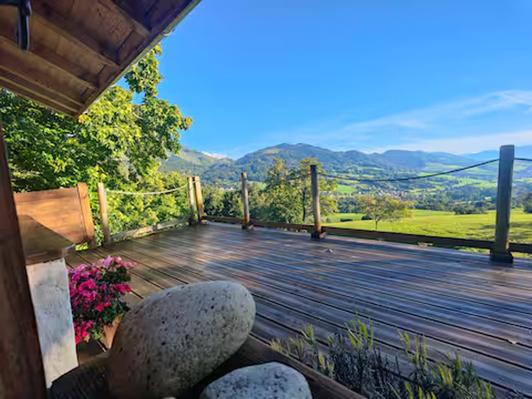 Refuge insolite avec vue panoramique à Habère-Lullin (8)
