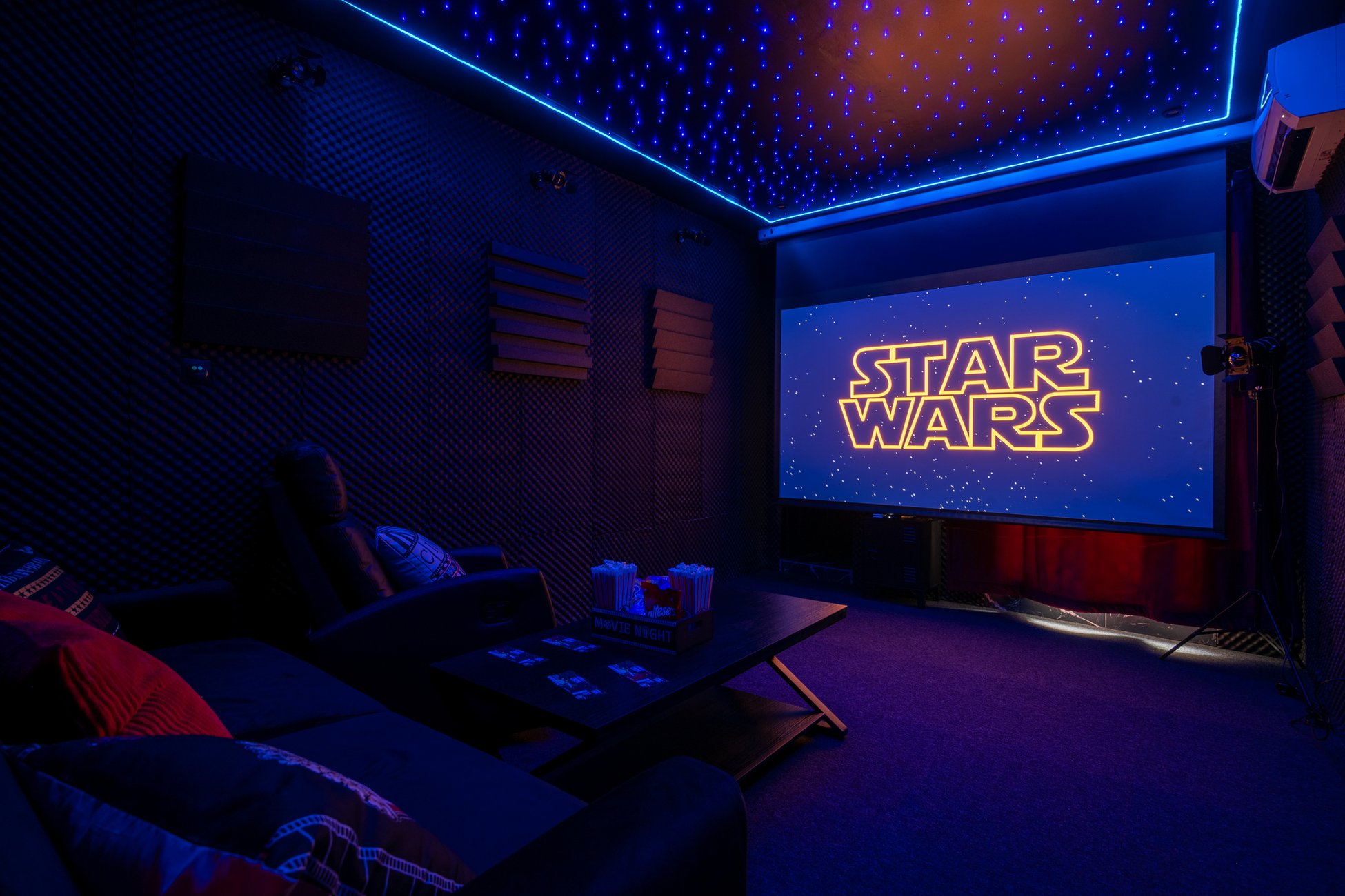 Hébergement UnicStay : Cinéma Provence à Avignon