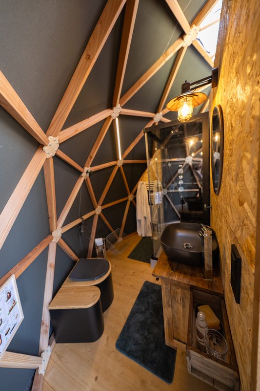 La bulle du coq & Spa à St Martin La Plaine (29)