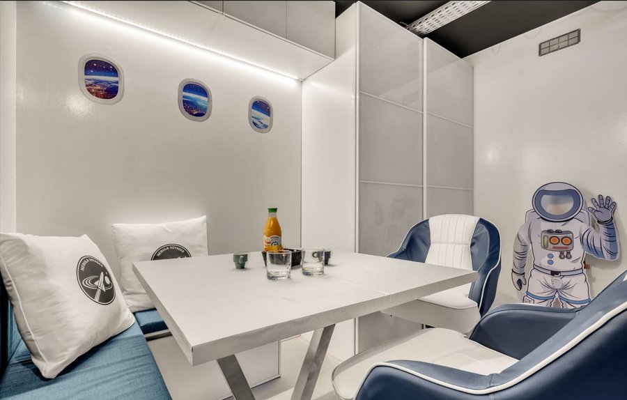 Hébergement AbracadaRoom : Navette spatiale Nebula Voyageur - Toulouse - Cité de l'espace - Image 3