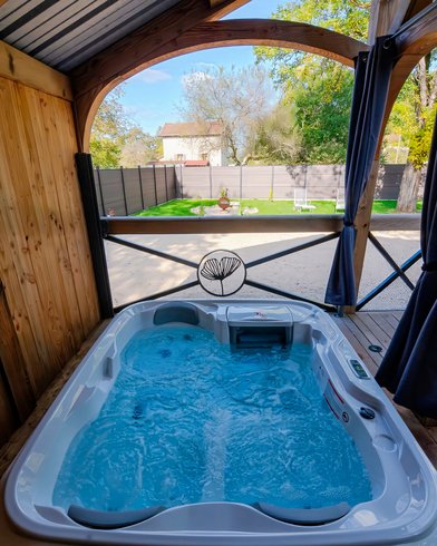 Hébergement AbracadaRoom : Le Silo du Domaine des Ecus d'Or - Image 3