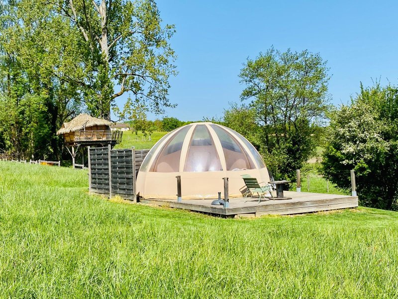 Hébergement AbracadaRoom : Les Bulles du Domaine de Suzel - Image 2