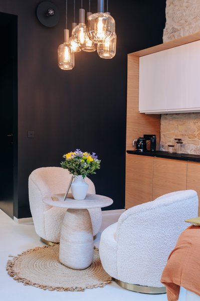 Hébergement AbracadaRoom : La Grange - Chambre intimiste & spa - Tavel - Image 9