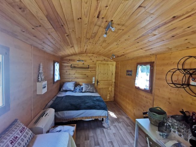 Hébergement AbracadaRoom : La Roulotte des Lutins - Image 7