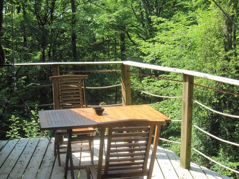 terrasse-gibbons-cabane-belle