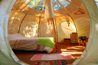 Tente et tente lodge Gard