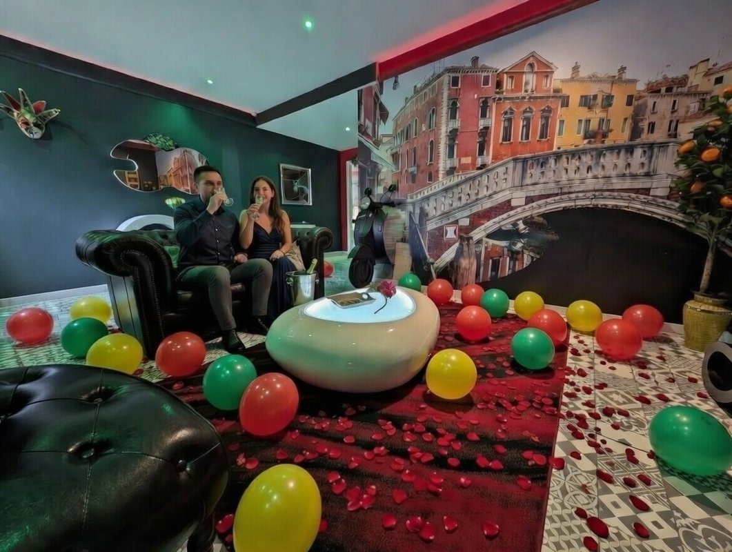 Nuit insolite avec Spa, sauna et jardin privatifs immersion en ITALIE à Le Passage D'agen (11)