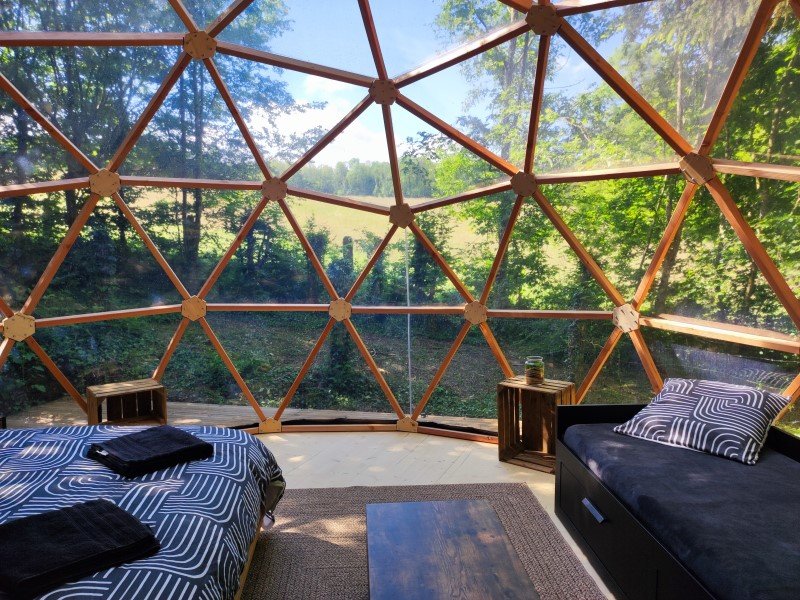Hébergement AbracadaRoom : Le Dôme Géodésique - La déconnexion en harmonie avec la nature. - Image 2