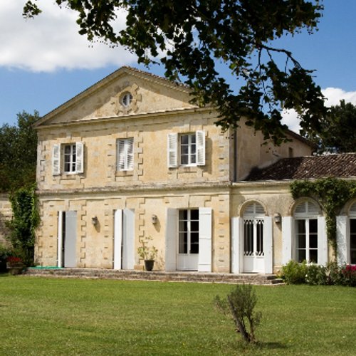 Fabien et Gabriel Bardinet vous accueillent à Pompignac (Gironde - 33).