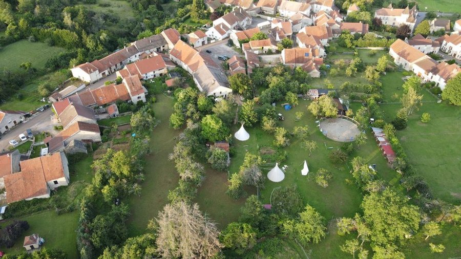 Domaine AbracadaRoom : The Good Time Family Ranch - Image 1