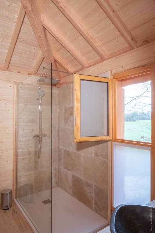 La Cabane aux Oiseaux & Spa à La Bussiere (18)
