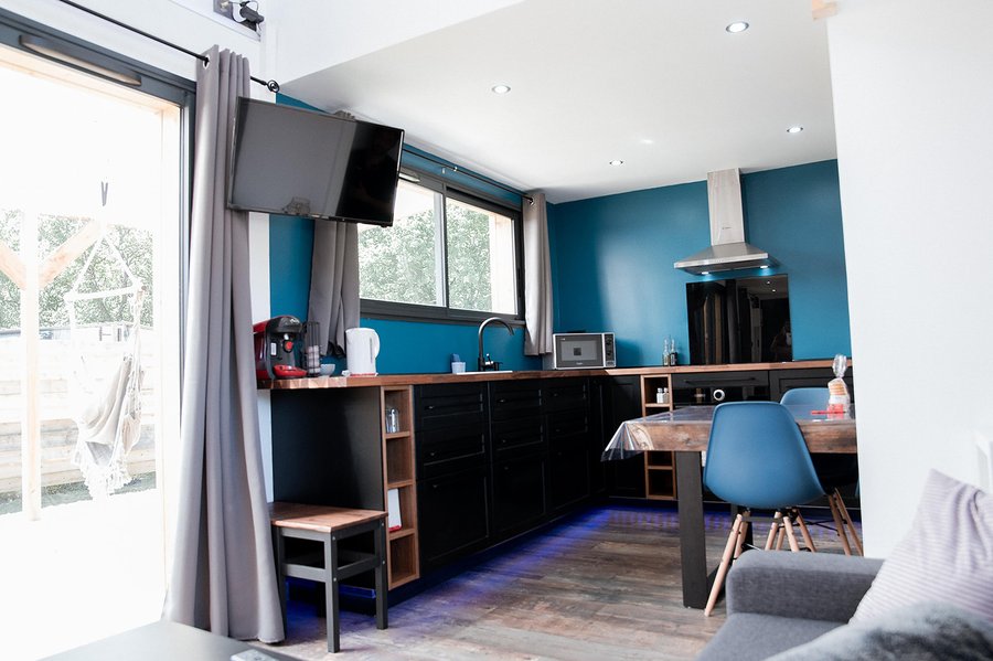 Hébergement AbracadaRoom : Tiny contemporaine & Spa - Image 28