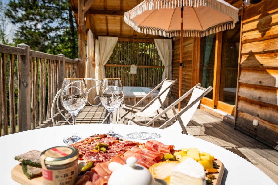 Hébergement AbracadaRoom : La cabane du Domaine des Ecus d'Or - Image 45