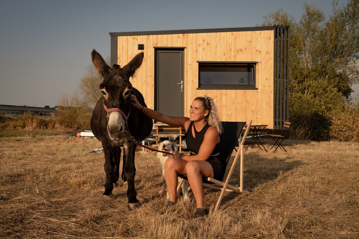 Homnest - Tiny house dans l'Allier - Cheval à Espinasse-Vozelle (25)