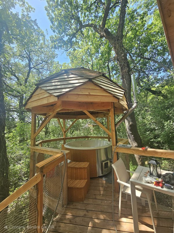 Cabane perchée ASTERIA & Spa à Sarrant (18)
