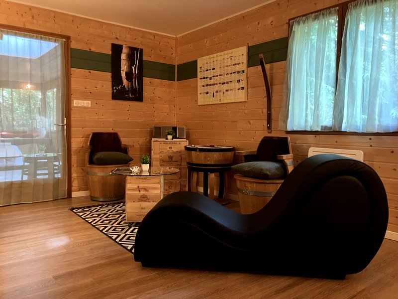 Domaine AbracadaRoom : Wine Spa - Image 6