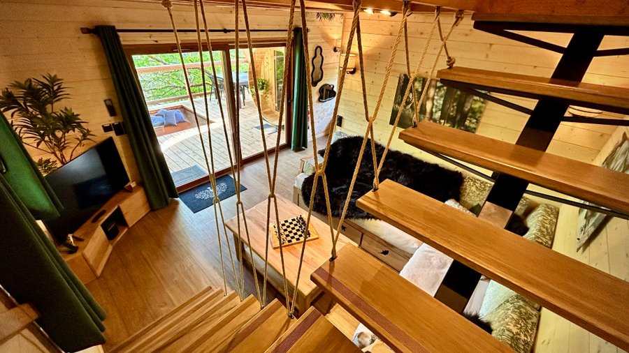 Hébergement AbracadaRoom : Cabane perchée & spa + sauna - Image 5