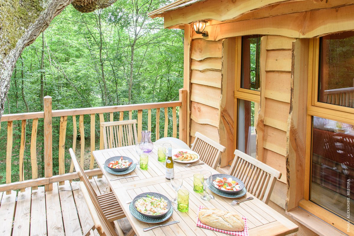 La Cabane aux Oiseaux & Spa à La Bussiere (5)