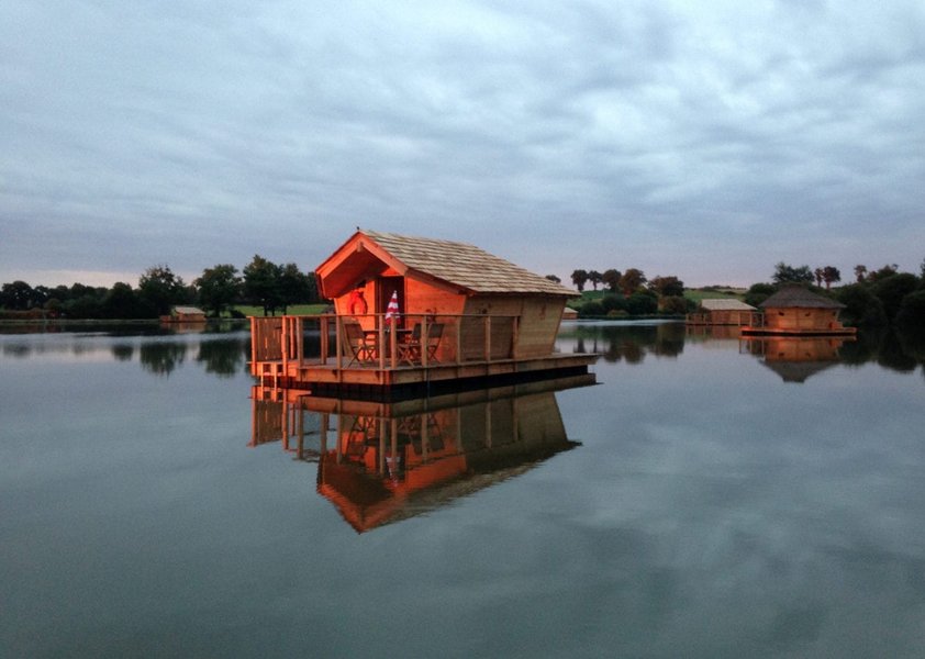 Hébergement AbracadaRoom : Cabane Familiale flottante Alizée - Image 1