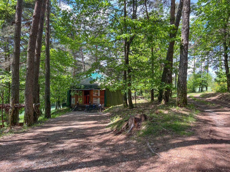 Hébergement AbracadaRoom : La Yourte Contemporaine - Image 1