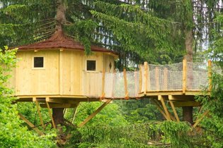 Cabane dans les arbres Haute-Savoie