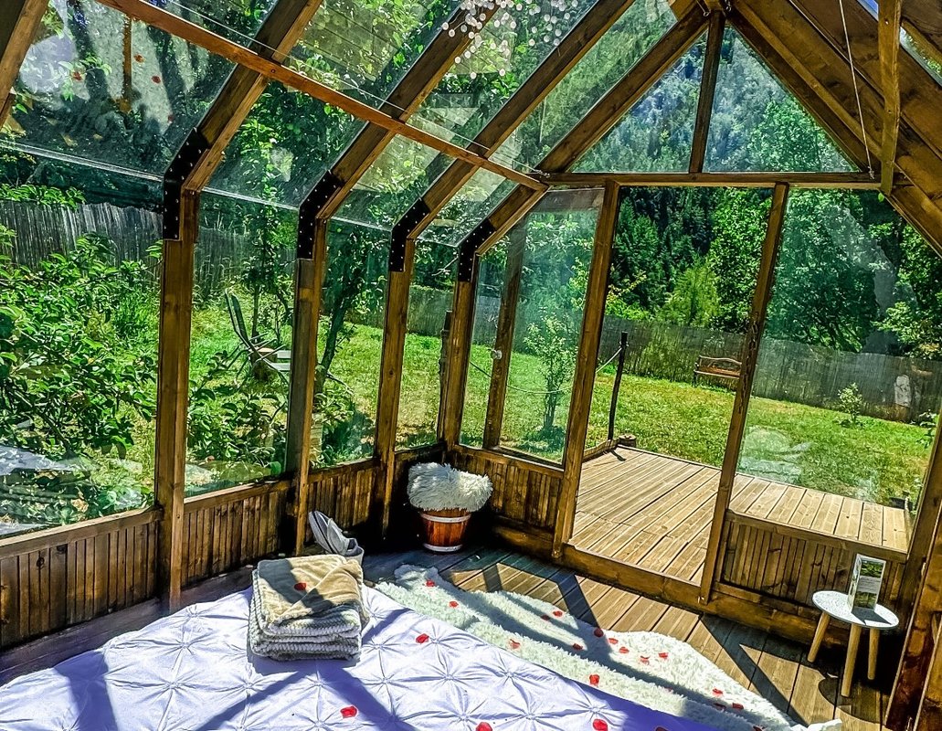 Chalet en verre sous une pluie d’étoiles à Lantosque (7)
