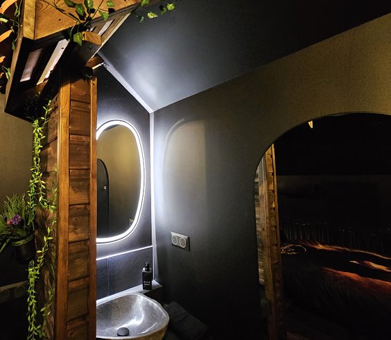 Hébergement AbracadaRoom : Secret love garden loveroom n'spa - Image 6