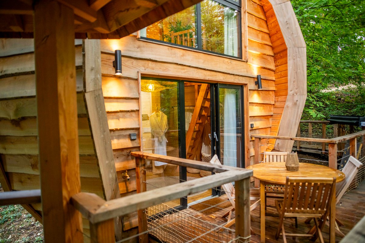 Cabane SPA Goutte d'amour à Gillonnay (13)