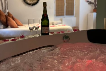 Suite Mexique avec Jacuzzi 15min Disney à Nanteuil Les Meaux (3)