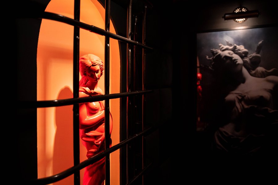 Hébergement AbracadaRoom : La Suite de Vénus - Love Room, Jacuzzi, Pièce Secrète - Image 3