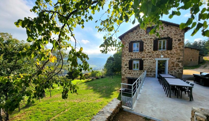 Hébergement AbracadaRoom : Gite nature, 13 ha, piscine - Image 1