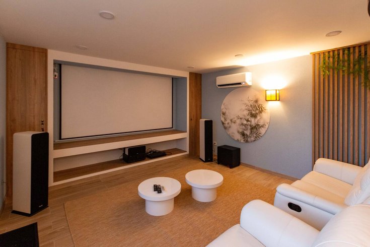 Hébergement AbracadaRoom : Le Dôme du Levant & Spa, Cinéma - Image 11