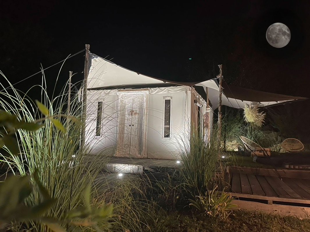 Spirit of Bali, Lodge insolite & luxe avec  SPA privatif à Saint Julien Le Montagnier (9)