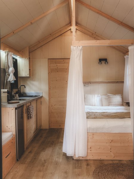 Hébergement AbracadaRoom : Cabane Luna - Lodge cocon au cœur de la nature, calme & bien-être, réservé aux adultes • linge & ménage inclus • climatisation réversible • cuisine équipée - Image 1
