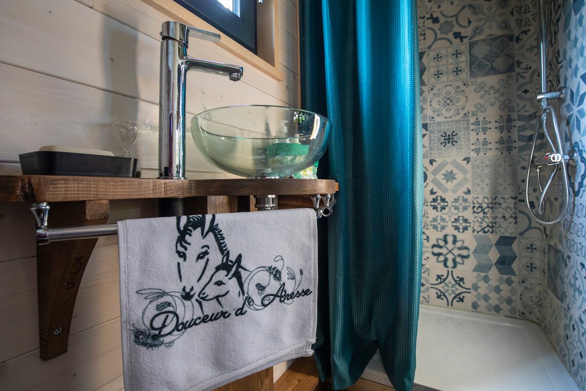 Tiny House  Ô P'tit Nid Milie  & son sauna : Classée 1 étoile à Bellefontaine (26)