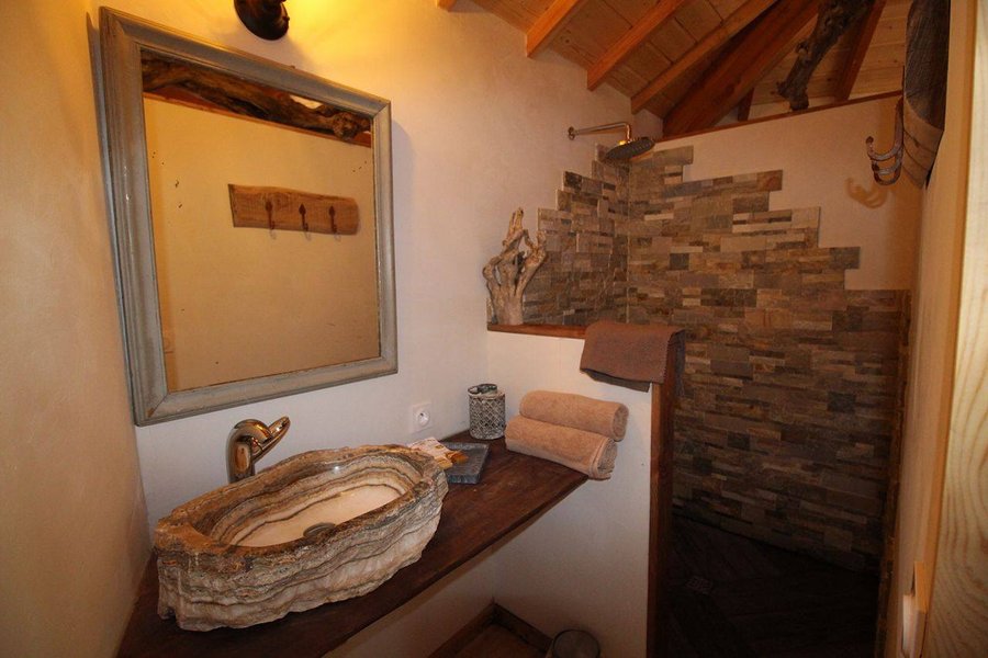 Hébergement AbracadaRoom : L’Aristoloche & Spa - Image 13